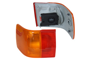 KOMBINATIONSBACKLJUS MED LAMPHALLARE i gruppen Tillflligt dolda artiklar hos  Professional Parts Sweden AB (00160701A1)