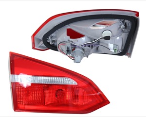 Kombinationsbackljus H�ger Innerdel in the group Headlights / Lightning / Tail lights at  Professional Parts Sweden AB (25360736A1)