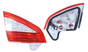 Kombinationsbackljus Utan Lamph�llare in the group Headlights / Lightning / Tail lights at  Professional Parts Sweden AB (25560719A1)