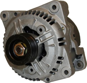 Alternator i gruppen Tillfälligt dolda artiklar hos Professional Parts Sweden AB (28433585)