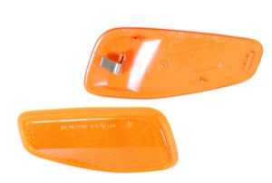Blinker Med Lamphllare i gruppen Tillflligt dolda artiklar hos  Professional Parts Sweden AB (32580362A1)