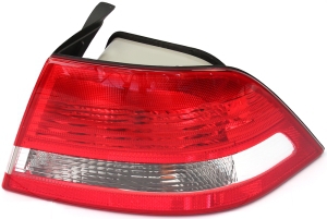 Tail lamp outer part right Genuine i gruppen Belysning / Baklyktor hos  Professional Parts Sweden AB (34345761)