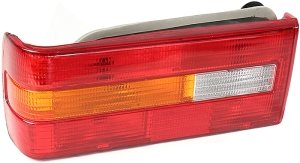 Tail lamp USA left i gruppen Belysning / Baklyktor hos  Professional Parts Sweden AB (34430201)