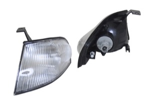 Blinker Med Lamph�llare V�nster Fram in the group Headlights / Lightning / Corner lights / Corner lamp at  Professional Parts Sweden AB (34730361)