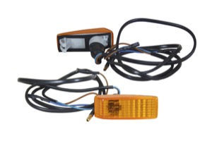 Blinker Med Lamph�llare Gul in the group Headlights / Lightning / Corner lights / Corner lamp at  Professional Parts Sweden AB (35110550)