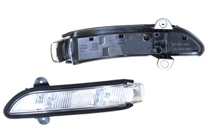 Blinker Position: Ytterspegel Vänster in the group Headlights / Lightning / Corner lights / Corner lamp at  Professional Parts Sweden AB (35281057A1)