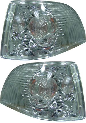 Corner lamp chrome L&R in the group Headlights / Lightning / Corner lights / Corner lamp at  Professional Parts Sweden AB (35430162)