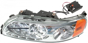 Headlamp + Corner lamp chrome i gruppen Tillflligt dolda artiklar hos  Professional Parts Sweden AB (35430284)
