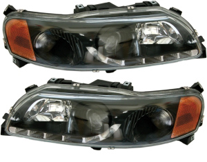 Headlamp + Corner lamp black L&R i gruppen Belysning / Strålkastare / Strålkastare hos Professional Parts Sweden AB (35430290)