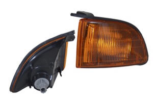 Blinker Med Lamph�llare Gul in the group Headlights / Lightning / Corner lights / Corner lamp at  Professional Parts Sweden AB (37260352)
