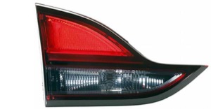 Kombinationsbackljus Vnster i gruppen Tillflligt dolda artiklar hos  Professional Parts Sweden AB (50640703A1)