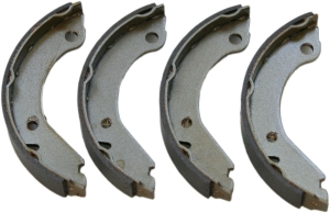 Hand brake shoe i gruppen Bromssystem / Handbromsbacks kits & set hos  Professional Parts Sweden AB (55436345)