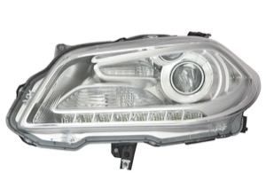 Huvudstrlkastare Hger Xenon i gruppen Tillflligt dolda artiklar hos  Professional Parts Sweden AB (68370182)