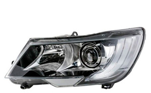 Huvudstr�lkastare V�nster H7 H15 in the group Headlights / Lightning / Headlights / Headlamp at  Professional Parts Sweden AB (75260123A1)