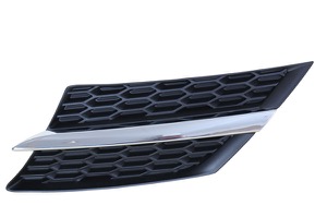 Kylargrill V�nster Krom/Svart in the group Body parts / Body Parts / Radiator Grille / Radiator Grille at  Professional Parts Sweden AB (8180991)