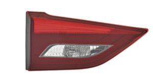 Kombinationsbackljus Vnster i gruppen Tillflligt dolda artiklar hos  Professional Parts Sweden AB (81830725A1)