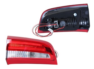 Kombinationsbackljus H�ger Innerdel in the group Headlights / Lightning / Tail lights at  Professional Parts Sweden AB (90220704A1)