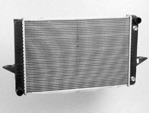 Kylare motorkylning 590x389x42 i gruppen Tillflligt dolda artiklar hos  Professional Parts Sweden AB (9036302092)
