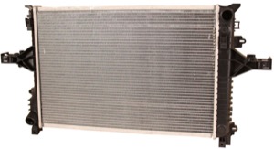 Kylare motorkylning 620x411x38 i gruppen Tillflligt dolda artiklar hos  Professional Parts Sweden AB (9047302114)