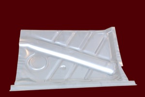 Karosserigolv Ekonomipl�t H�ger in the group Body parts / Repair Panels / Repair Panel, Floor at  Professional Parts Sweden AB (9521762)