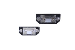 Belysning Skyltbelysning Tv�sidig in the group Headlights / Lightning / License plate lights at  Professional Parts Sweden AB (95390857)
