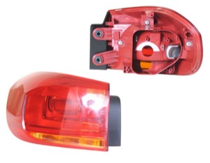 Kombinationsbackljus Utan Lamph�llare in the group Headlights / Lightning / Tail lights at  Professional Parts Sweden AB (95480715)