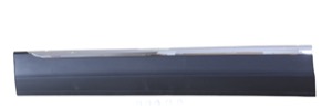Prydnads-/ Skyddlist D�rr Krom/Svart in the group Body parts / Body Parts / Trim Parts / Trim Moulding / Trim Moulding, Door at  Professional Parts Sweden AB (95661215)