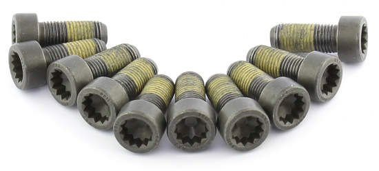 Flywheel bolt kit